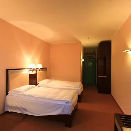 New Ocean Paradise Hotel