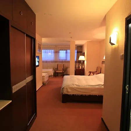 Hotel New Ocean Paradise 3*