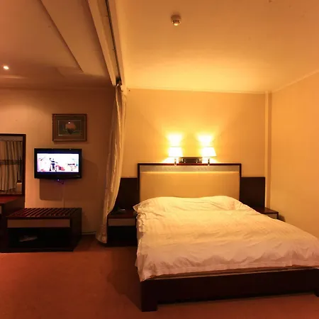 New Ocean Paradise Hotel 3*